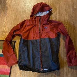 Size XL Patagonia rain jacket